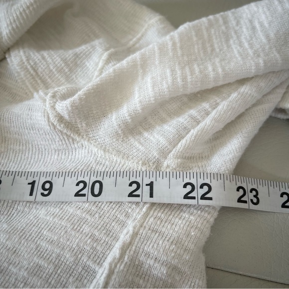 Free People |We The Free Women’s Medium White Split Back Cowl Neck Tunic - Picture 8 of 16